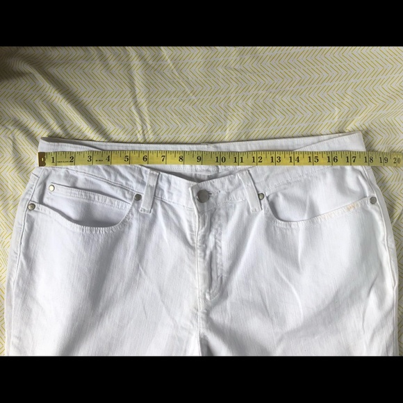 White denim pants women’s size 10-12 BNWOT - Picture 8 of 9